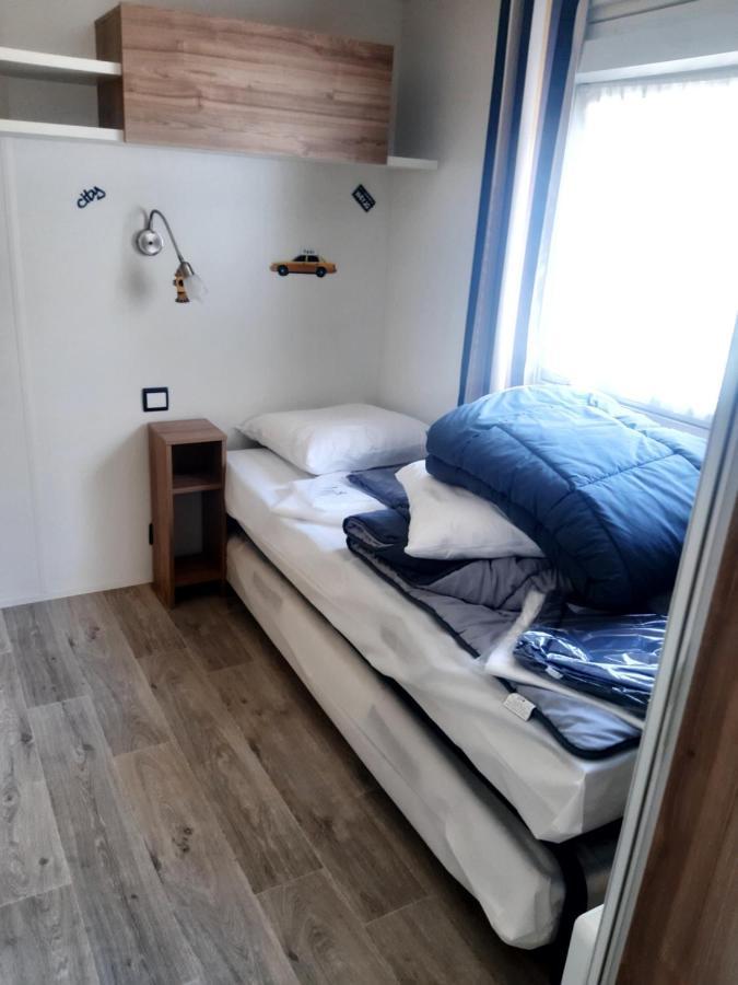Camping Des Dunes De Contis Mobilhome 3Ch, Saint-Julien-en-Born Buitenkant foto