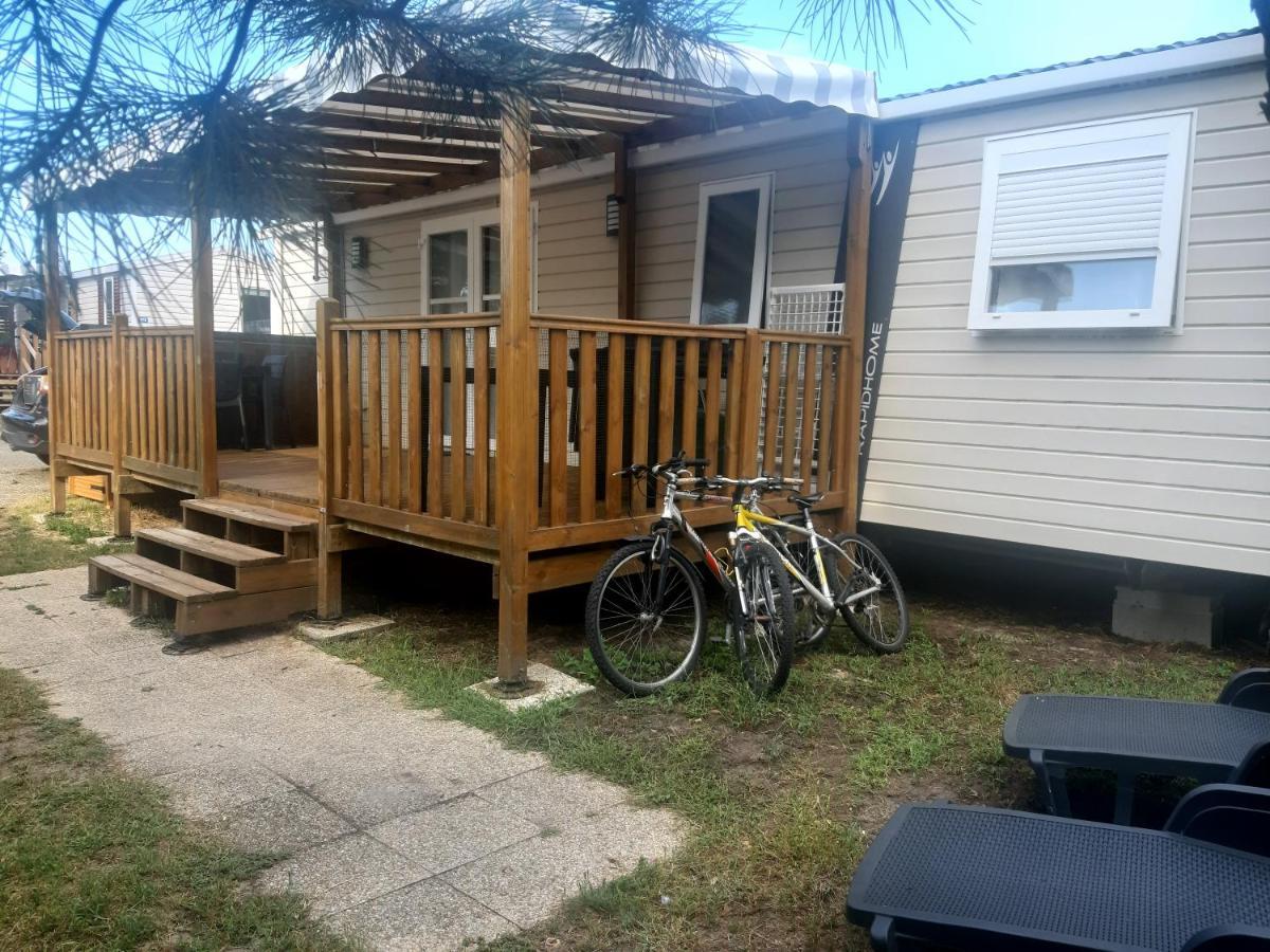 Camping Des Dunes De Contis Mobilhome 3Ch, Saint-Julien-en-Born Buitenkant foto